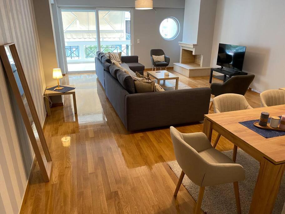 Classy 3Br With 2 Bathrooms Apartment In Marousi Atena Exterior foto