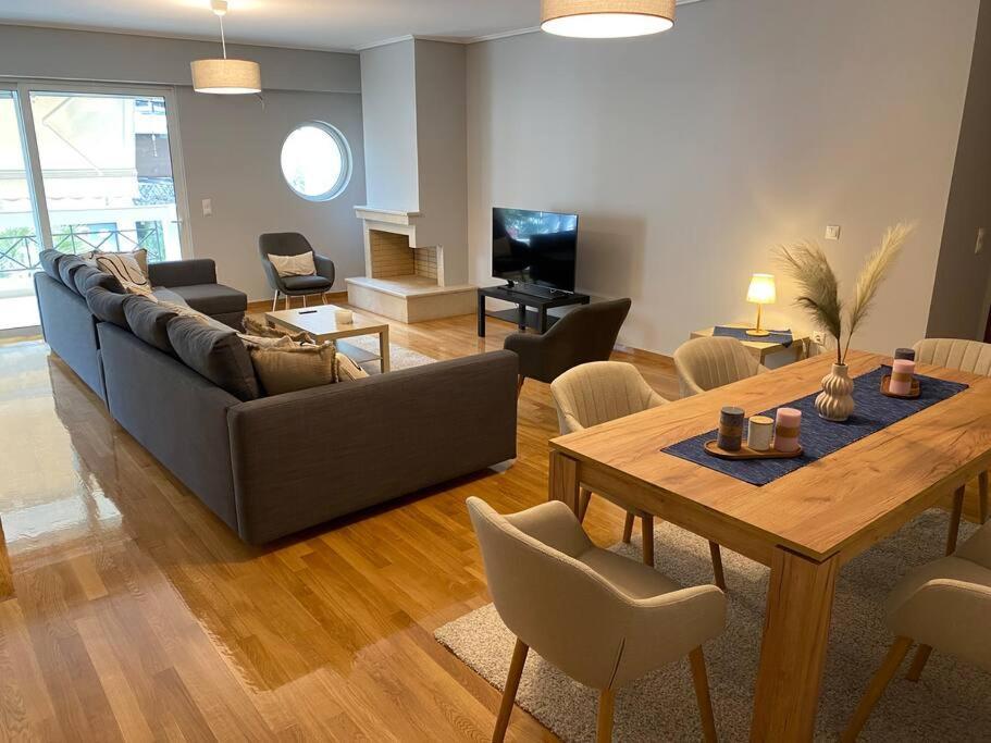 Classy 3Br With 2 Bathrooms Apartment In Marousi Atena Exterior foto